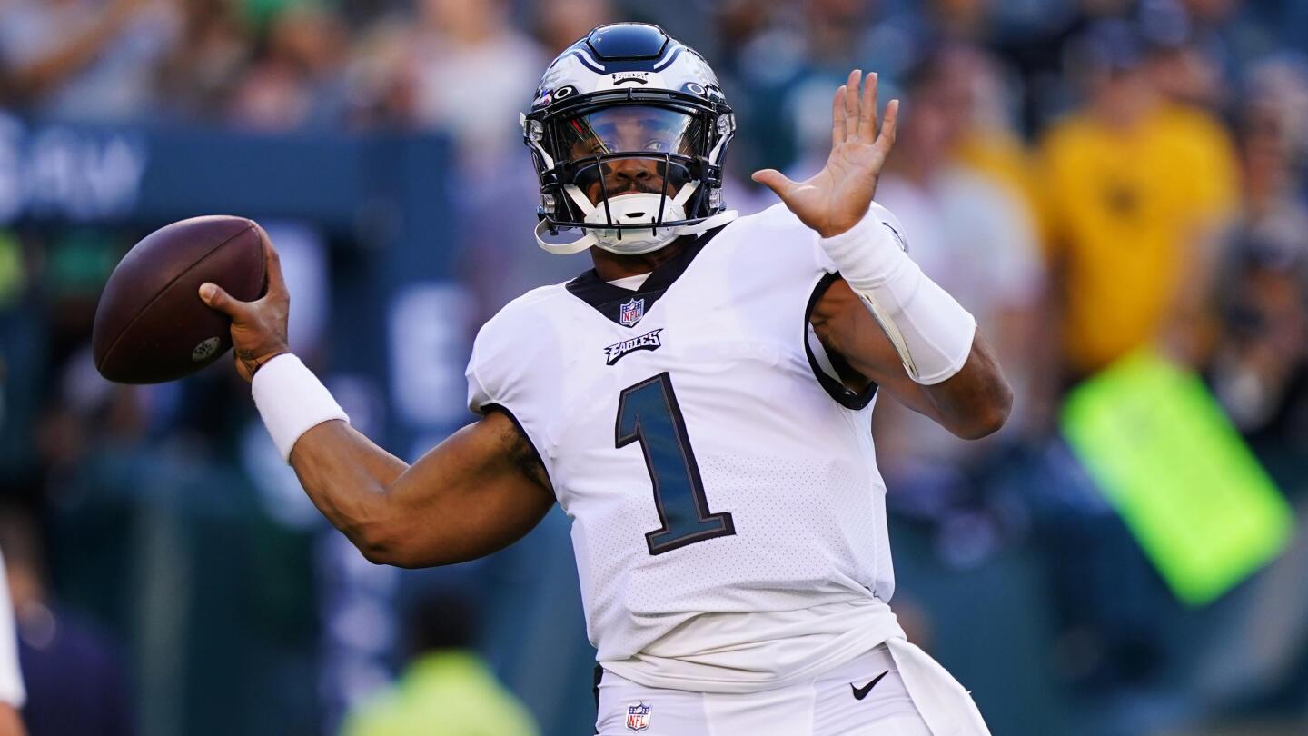 Philadelphia Eagles Preseason Reactions + DeVonta Smith Prop Bets