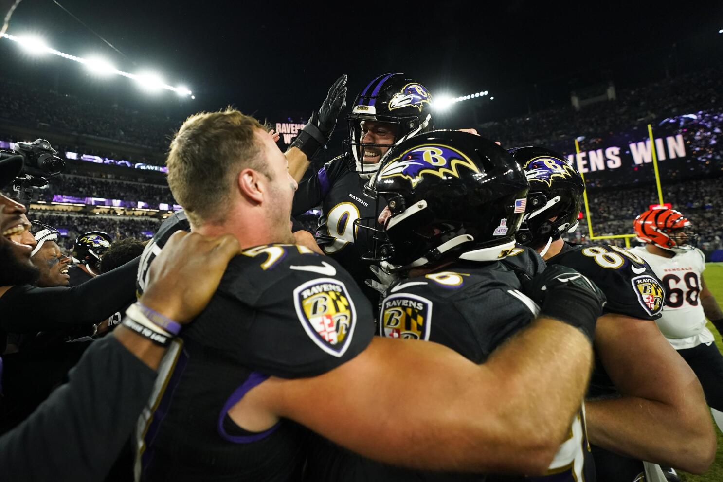 Baltimore Ravens beat Cowboys, 34-17, as questions about coronavirus and  performance linger 