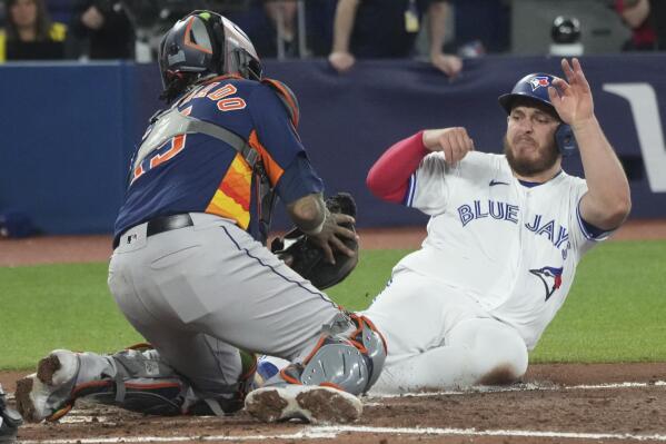 MLB: Blue Jays beat Astros 3-2