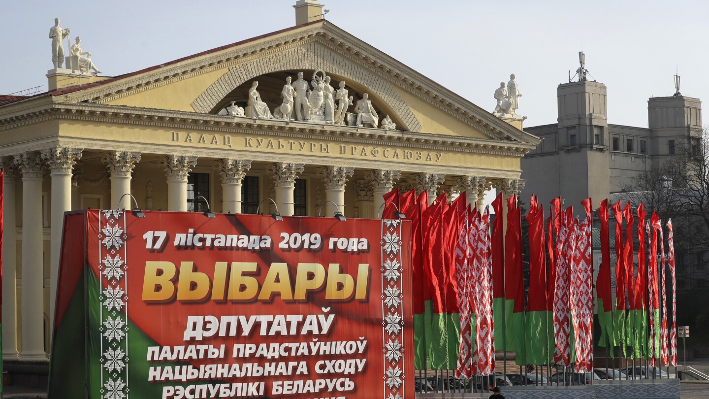 Wahlen in Weißrussland: Die Weißrussen stimmen unter Boykottaufrufen der Opposition ab