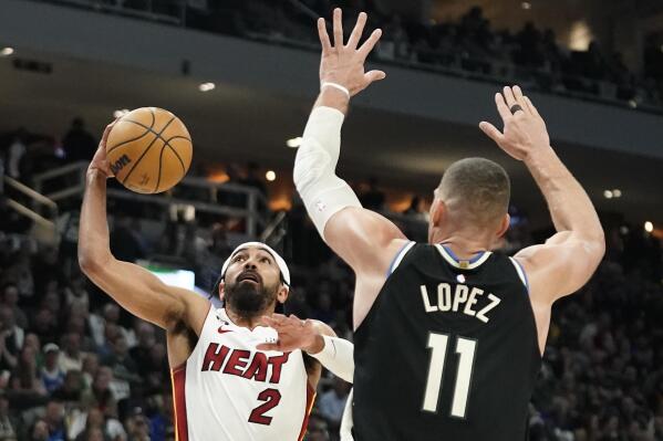 Bucks' Brook Lopez wins NBA's Community Assist Award