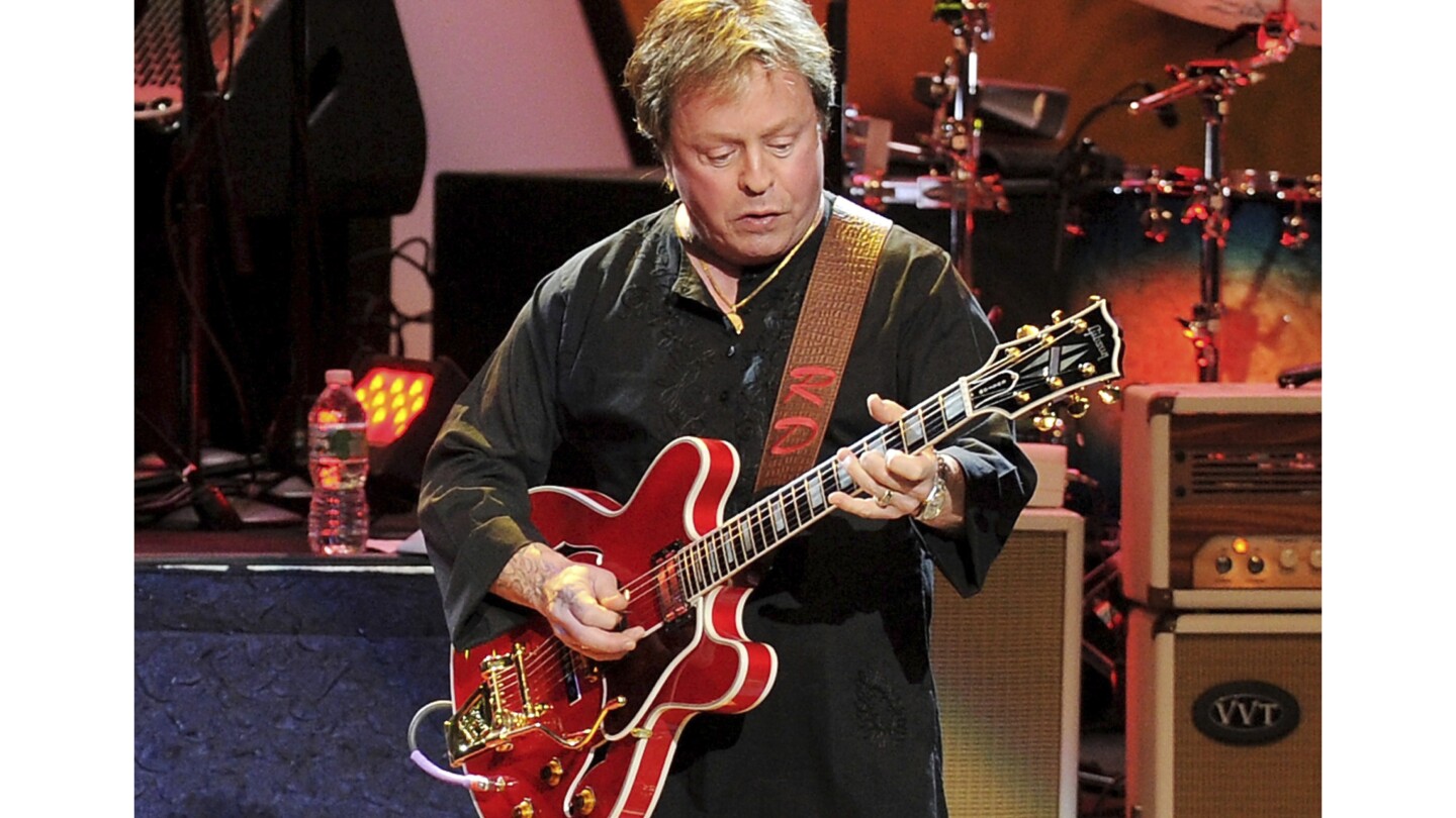 Rick Derringer, who had a hit with 'Hang On Sloopy' and produced 'Weird Al,' dies at 77