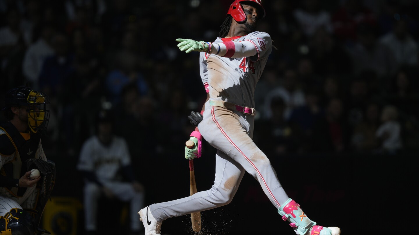 MLB batting average drops again to .239, near record low in 1968's Year of the Pitcher