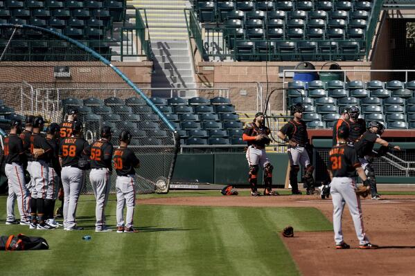 Spring Training 2020: San Francisco Giants players pose for 'back