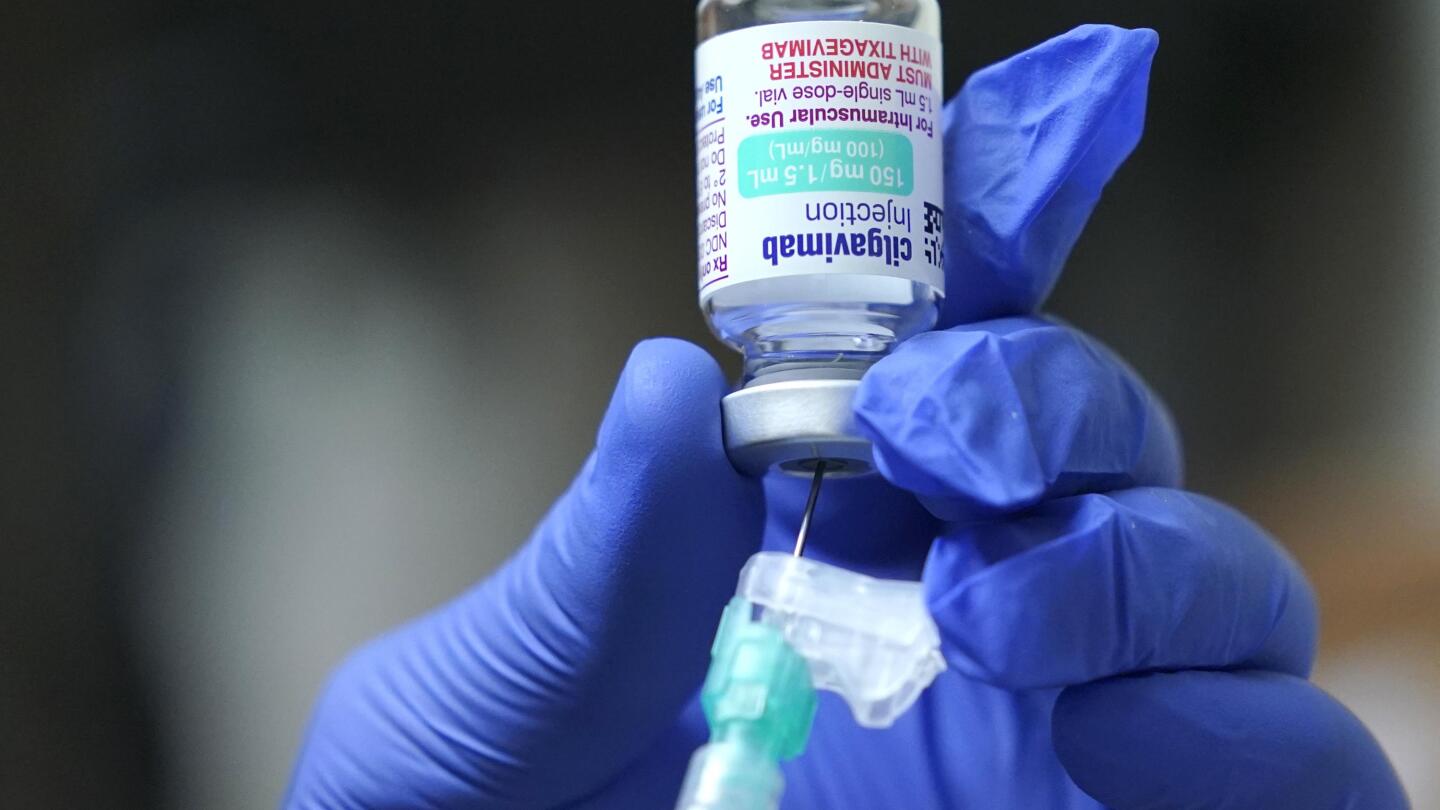 EU regulator advises AstraZeneca’s COVID drug be cleared