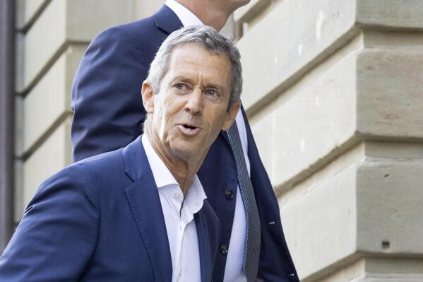 FILE - Israeli diamond magnate Beny Steinmetz arrives to a courthouse in Geneva, Switzerland, on Aug. 29, 2022. A Geneva appeals court on Tuesday April 4, 2023 upheld the conviction of Steinmetz for corrupting foreign officials, in connection with lucrative mining rights in the West African country of Guinea. (Salvatore Di Nolfi/Keystone via AP, File)