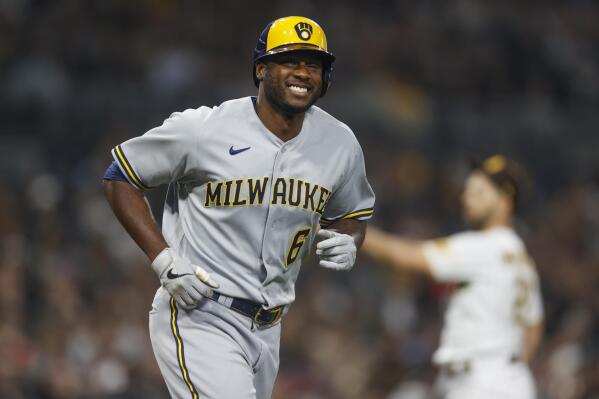 Lorenzo Cain CRASHES into the wall to rob a home run! 