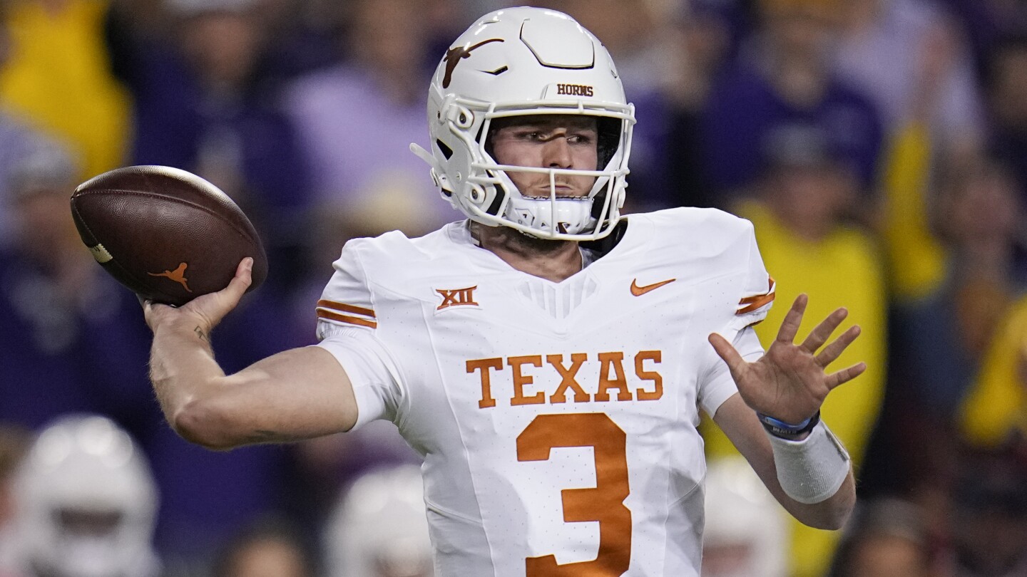 Freshman Manning ascends to backup QB for No. 3 Texas with Murphy in transfer portal | AP News