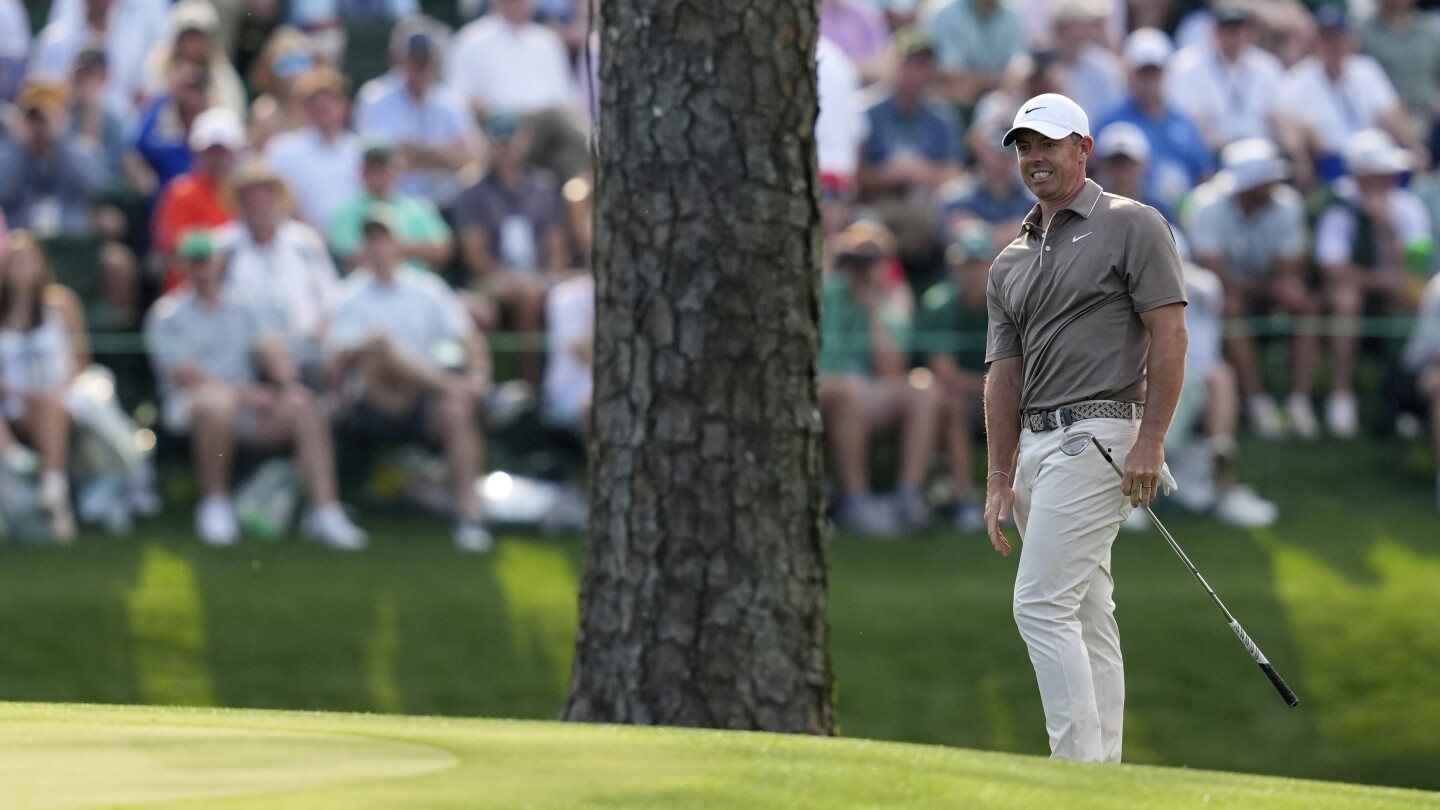 Justin Rose leads Masters after Rory McIlroy's late collapse