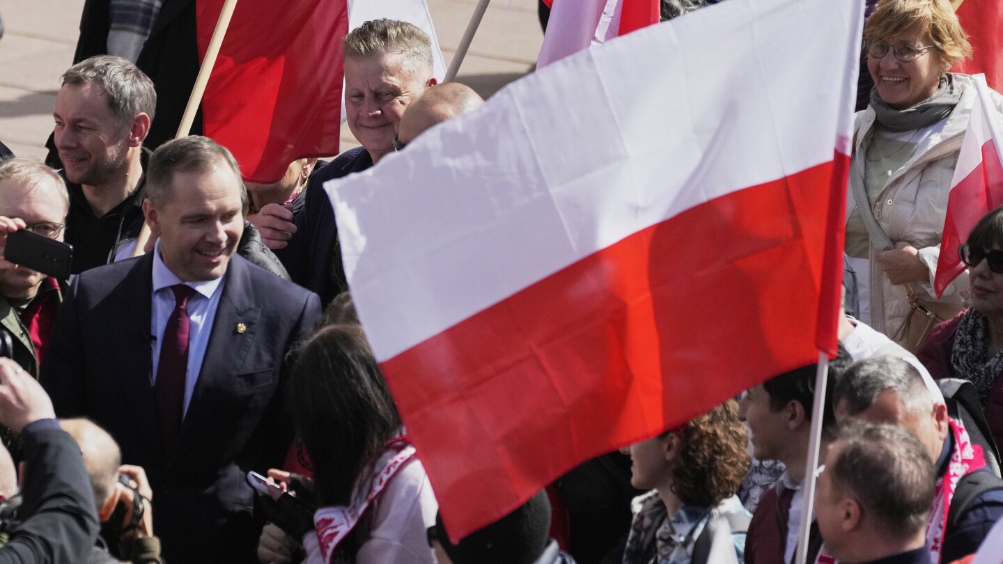 A million Ukrainian refugees are still in Poland. Now presidential candidates vow to put Poles first