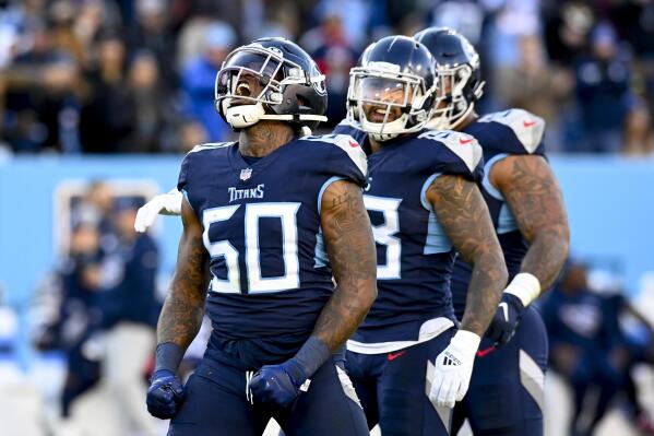 Las Vegas Raiders linebacker Jayon Brown (50) celebrates during