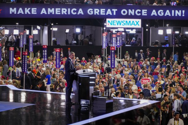 Convención Republicana gira en torno a inmigración y frontera, temas  centrales en campaña de Trump | AP News