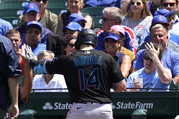 Marlins knock out Cubs in 11th