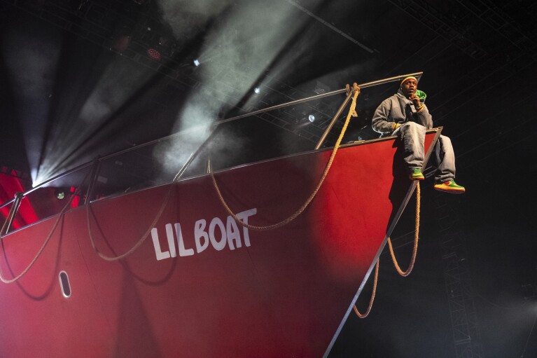 Lil Yachty se produit pendant le premier week-end du Coachella Valley Music and Arts Festival à l'Empire Polo Club, le dimanche 14 avril 2024, à Indio, en Californie (Photo d'Amy Harris/Invision/AP)