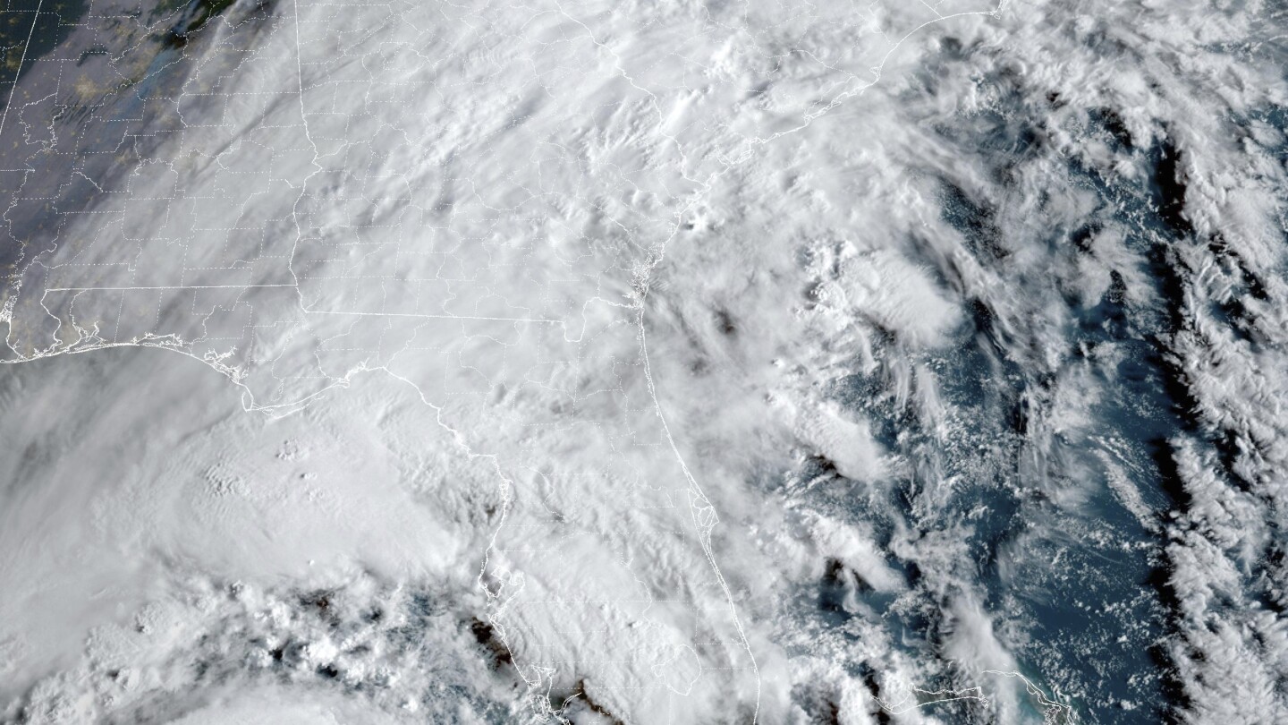 Hurricane Helene is unusual – but not an example of the Fujiwhara effect