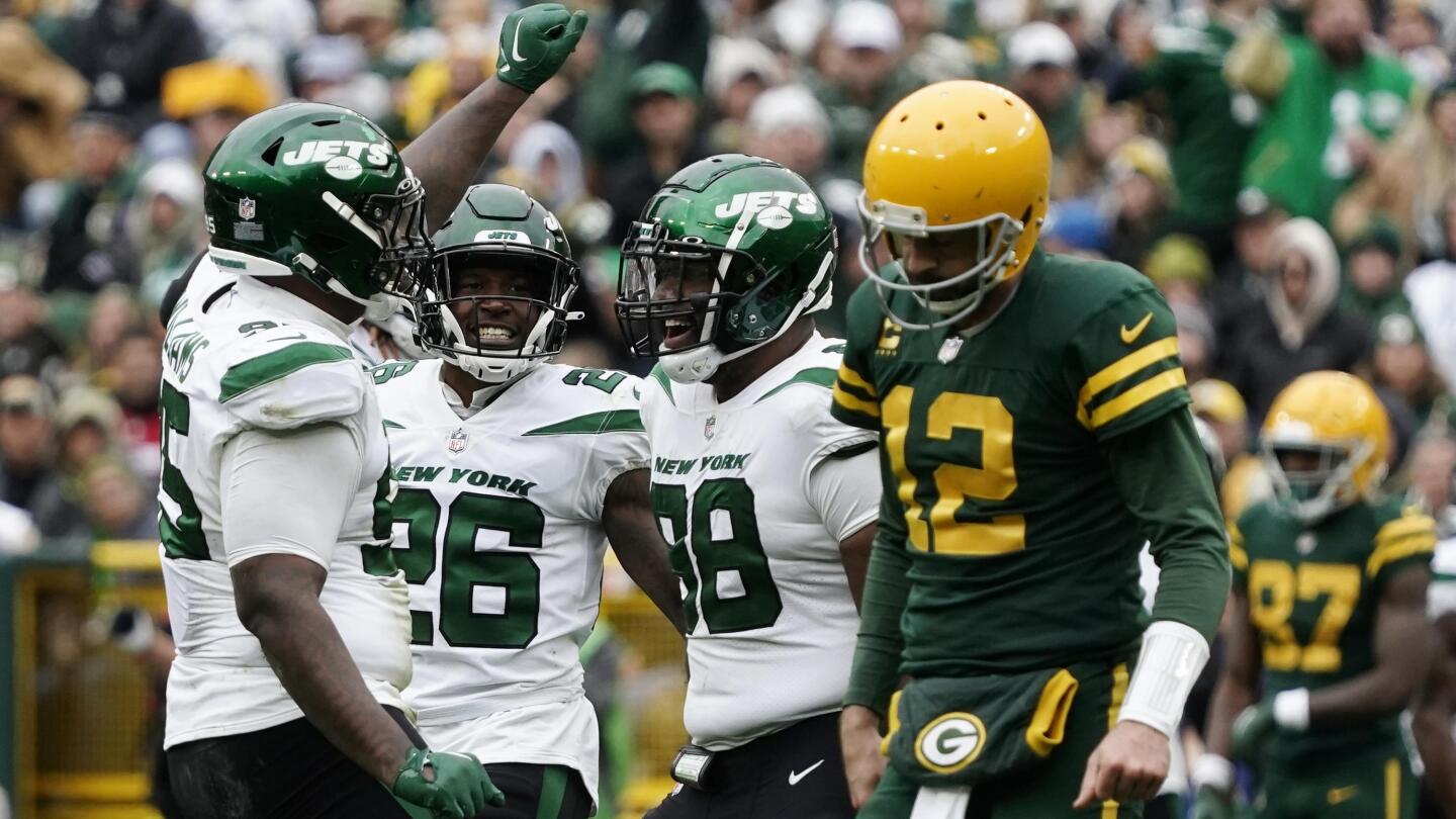 Jets continue surge with convincing 27-10 win at Green Bay