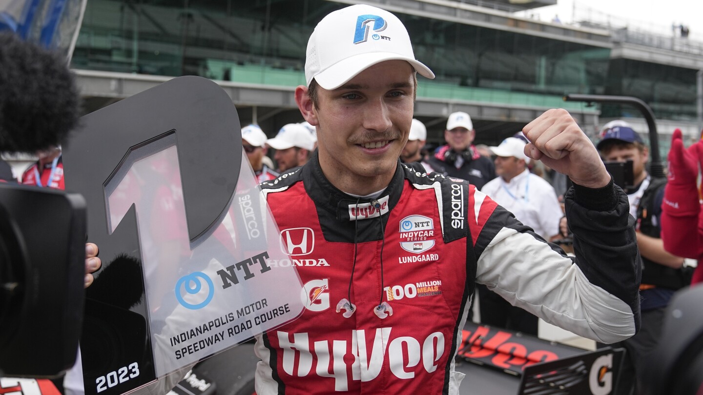 Arrow McLaren substituirá Rossi por Lundgaard em mais uma mudança na escalação de pilotos da equipe IndyCar