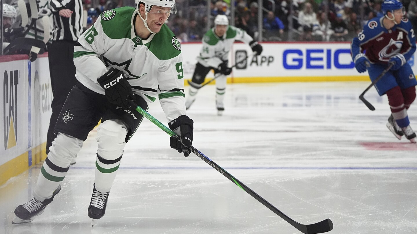 Mikko Rantanen Scores as Stars Near Elimination of Avalanche