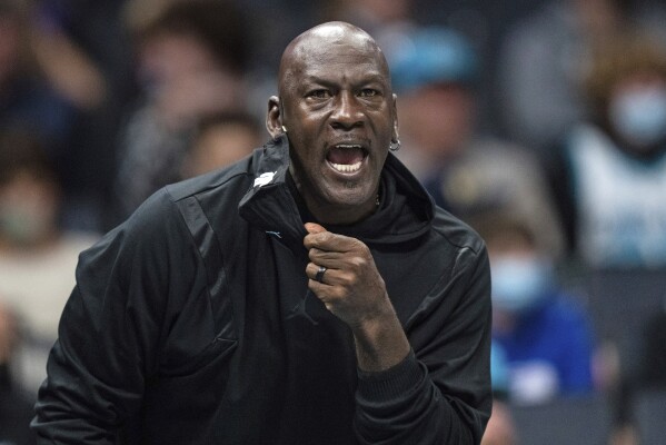 last endelse antenne Michael Jordan's decision to sell the Hornets leaves some team decisions in  flux | AP News