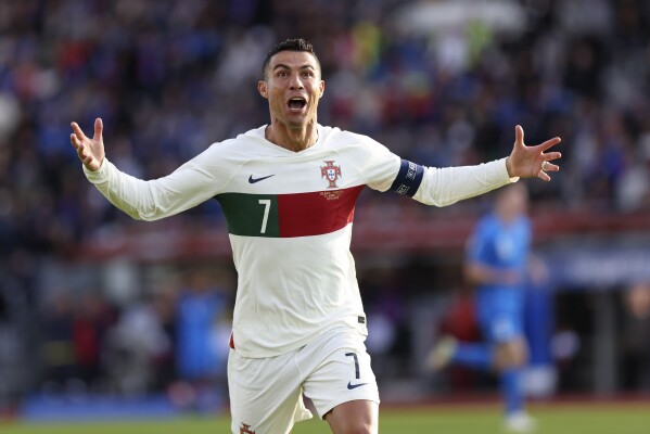 Ronaldo scores four to pass 500 league goals - Newspaper 