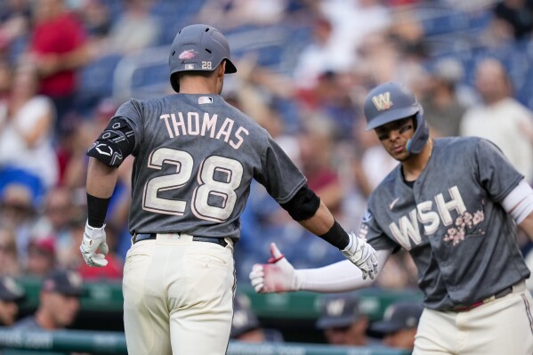 Nationals Hit 4 Homers in a Row Against the Brewers - The New York Times