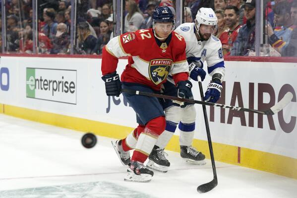 NHL: Huberdeau helps Panthers beat Capitals for 1st win - The Mainichi