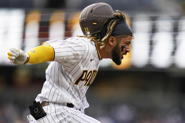 Five-run inning gives Pirates another win over Padres