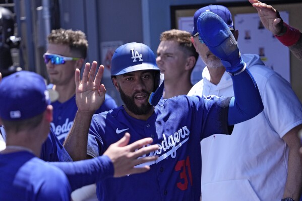 Red Sox 8, Dodgers 5: Julio Urias doomed by 3 long balls, late rally doomed  by umpire – Dodgers Digest