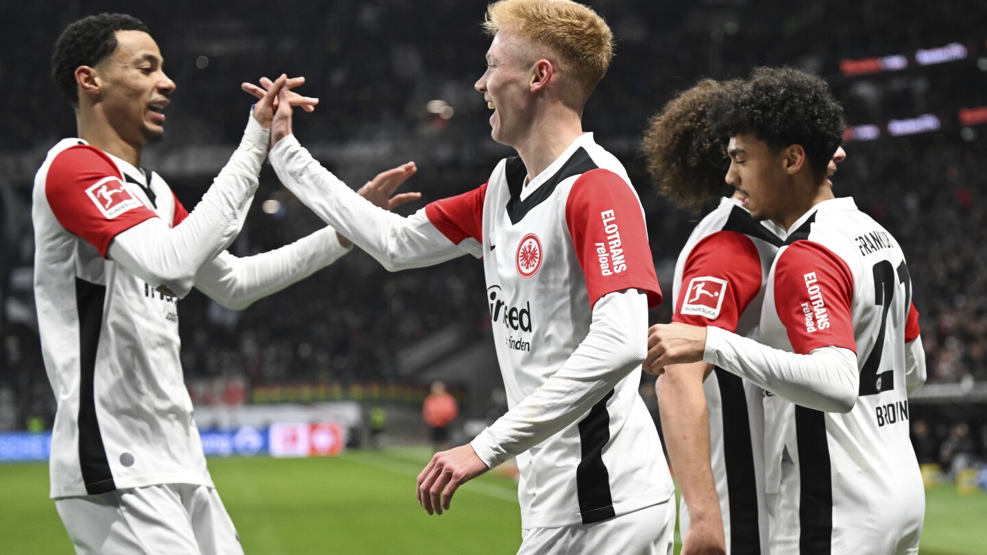 Frankfurt defeats Kiel 3-1 to secure third in Bundesliga