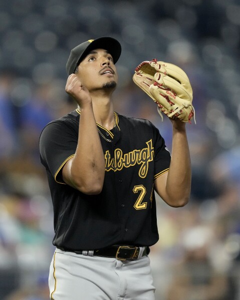 Oviedo pitches 2-hitter for first complete game, leads Pirates