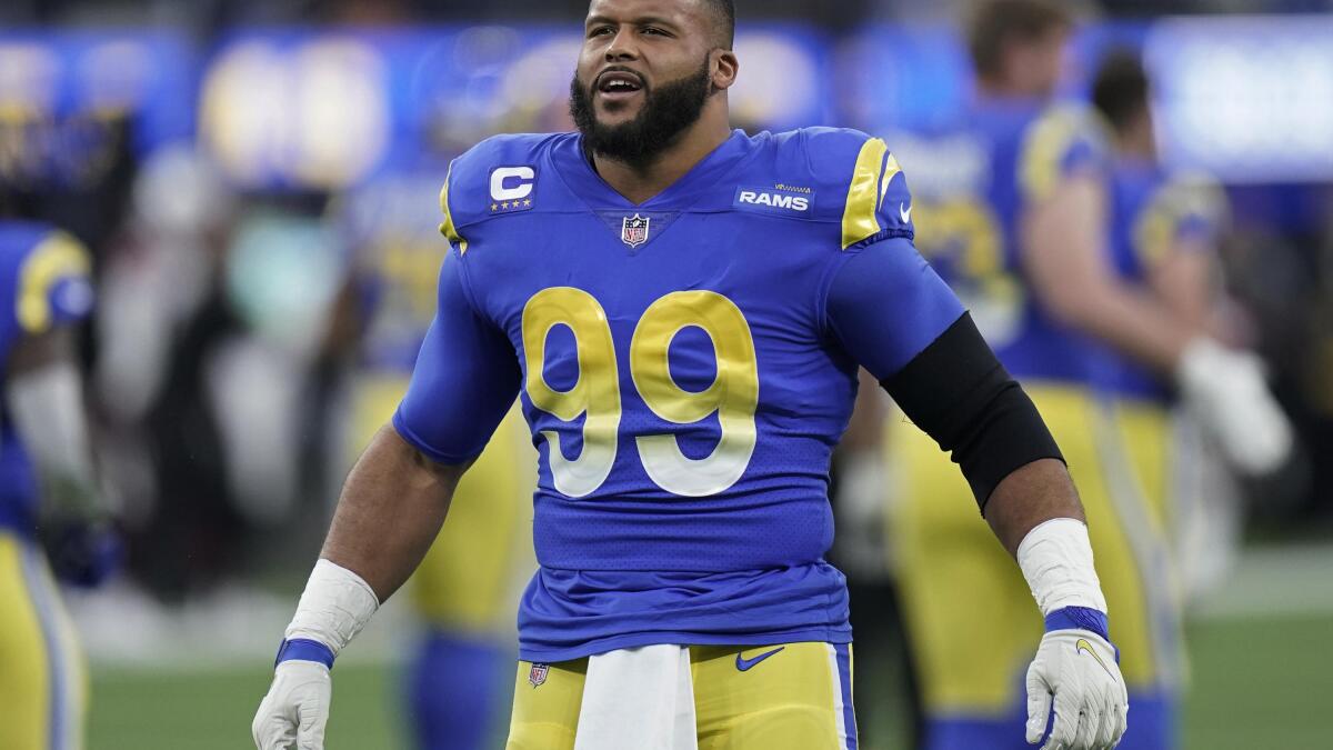 All-Pro Aaron Donald returning to LA Rams with a big raise