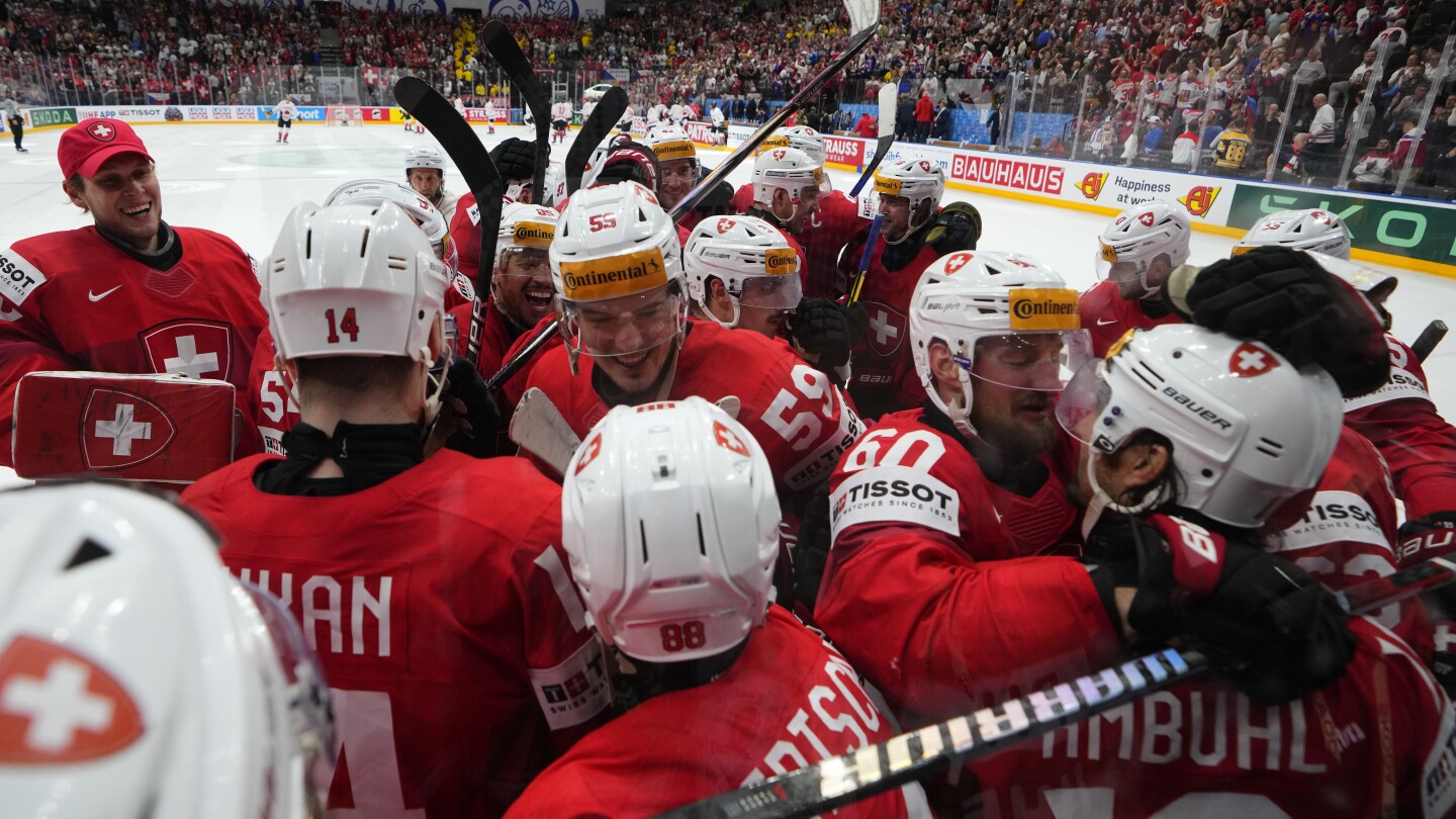 Švýcarsko porazilo Kanadu v SO a připravilo finále Světového poháru v hokeji proti Sexu