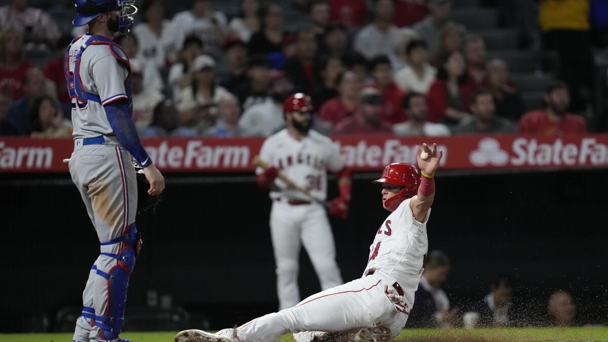 Drury, Detmers help Angels snap Rangers' 6-game winning streak