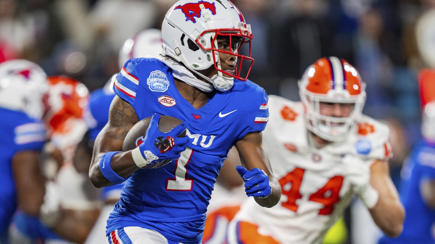 College Football Playoff bracket reveal: SMU is in, Alabama and Miami are out