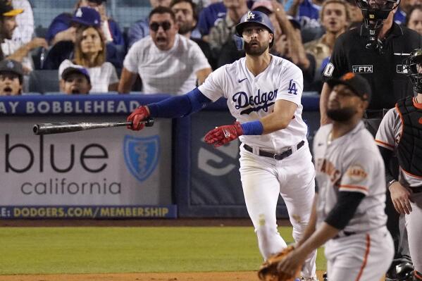 Dodgers agree to deal for Yankees OF Joey Gallo for pitching prospect