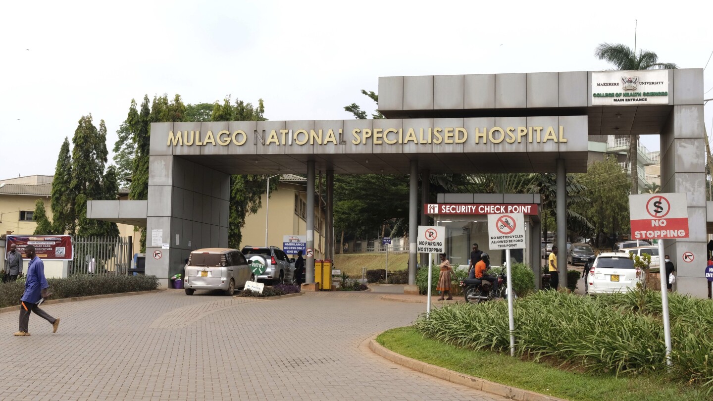 Clinic nurse in Uganda dies in nation’s first Ebola outbreak in 2 years