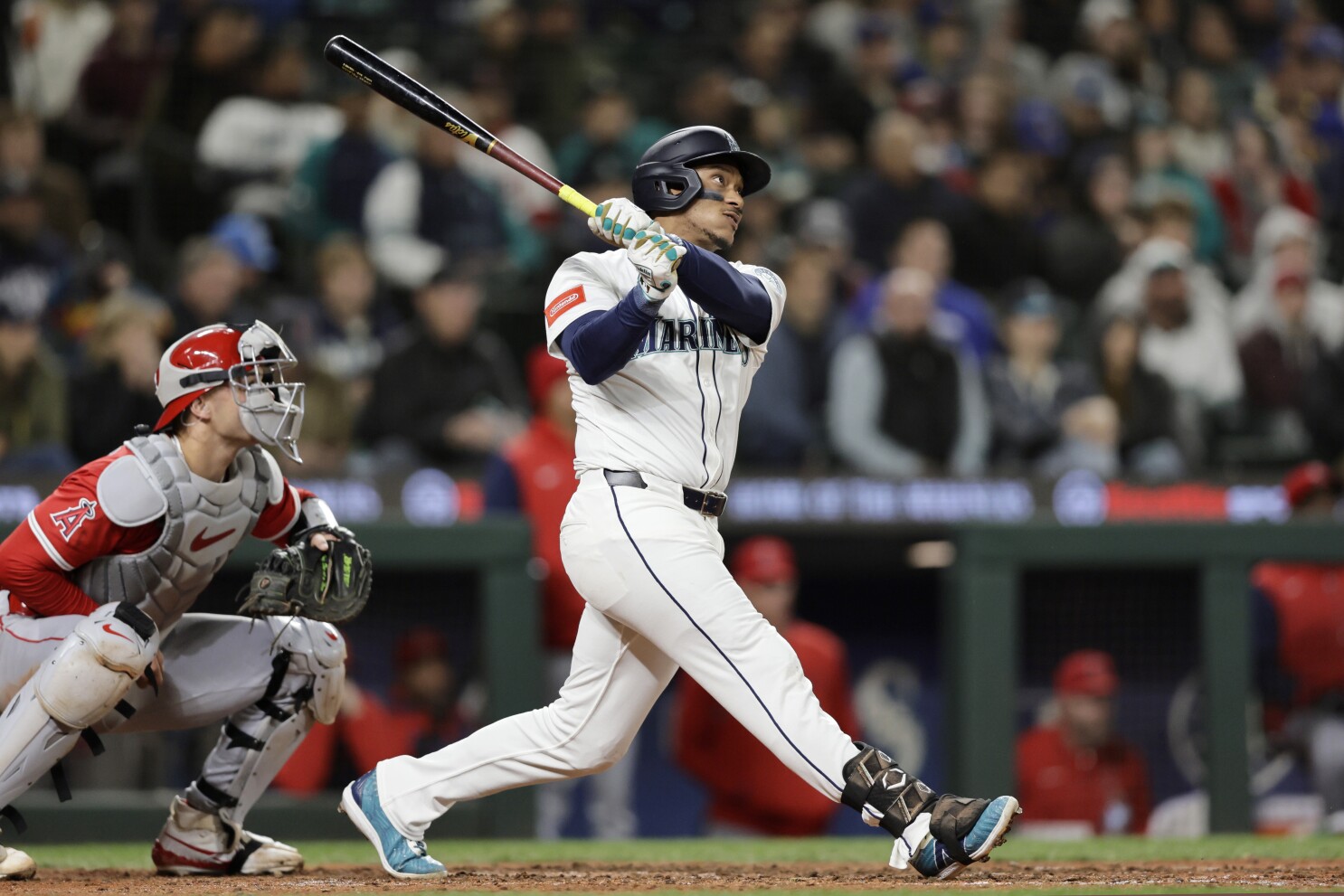 Polanco has 2 homers, 5 RBIs as Mariners beat Angels 5-3