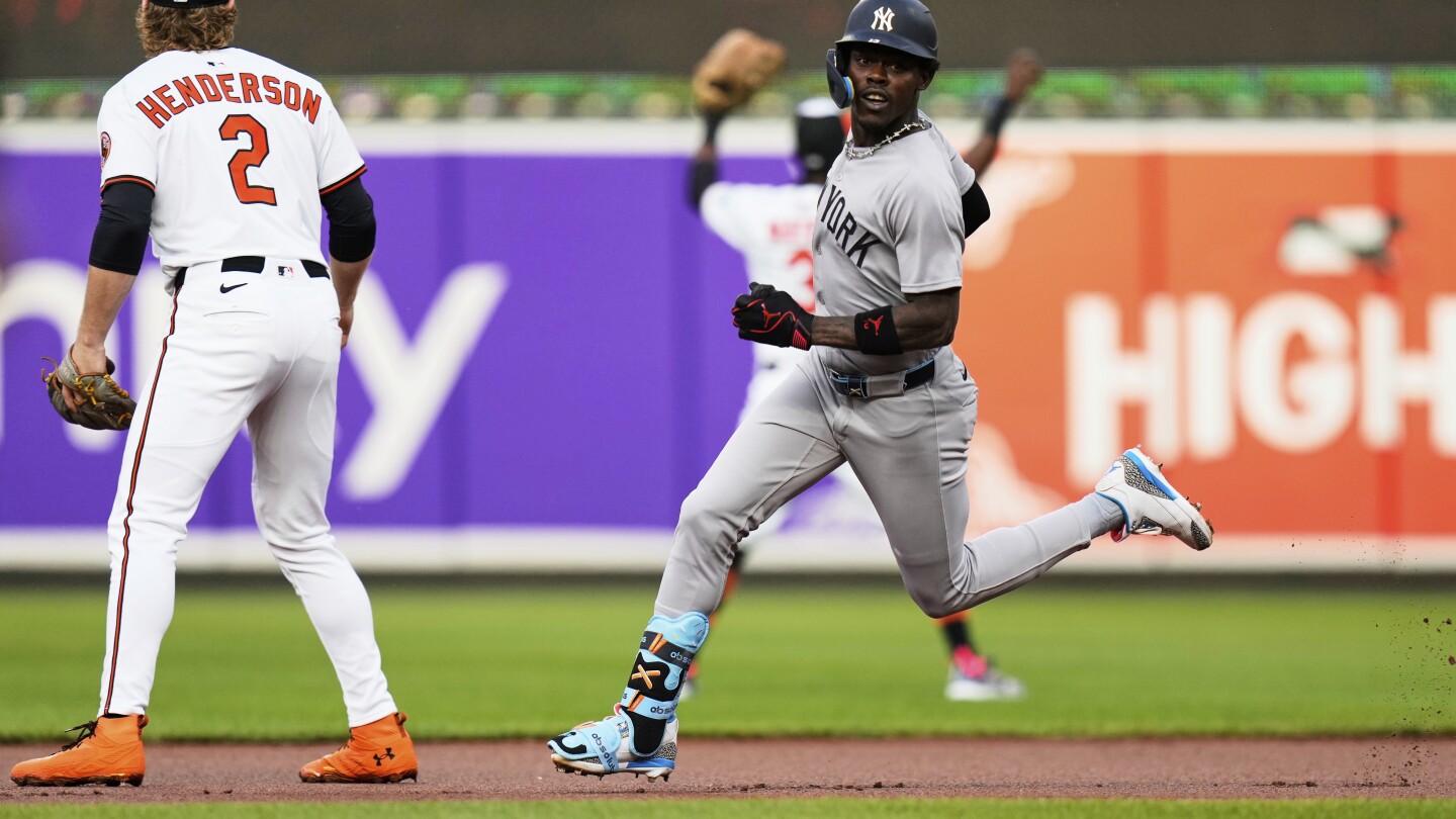 Jazz Chisholm Jr. Out 4-6 Weeks with Oblique Strain