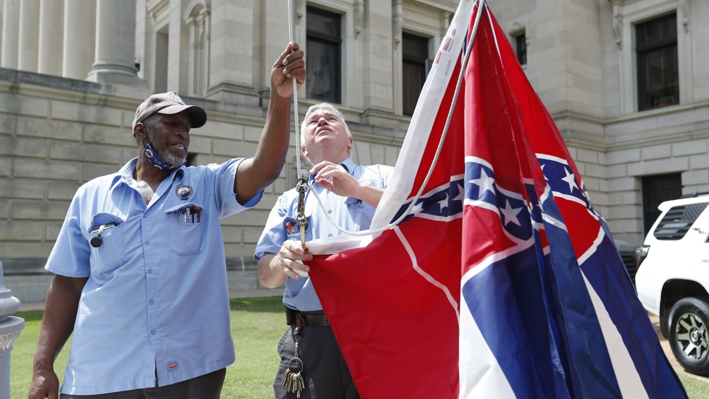 kkk confederate flag