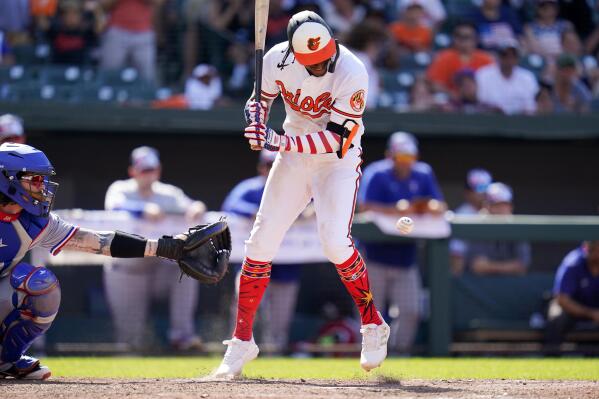 Orioles outlast Rangers 10-9 on Mullins' double in 10th