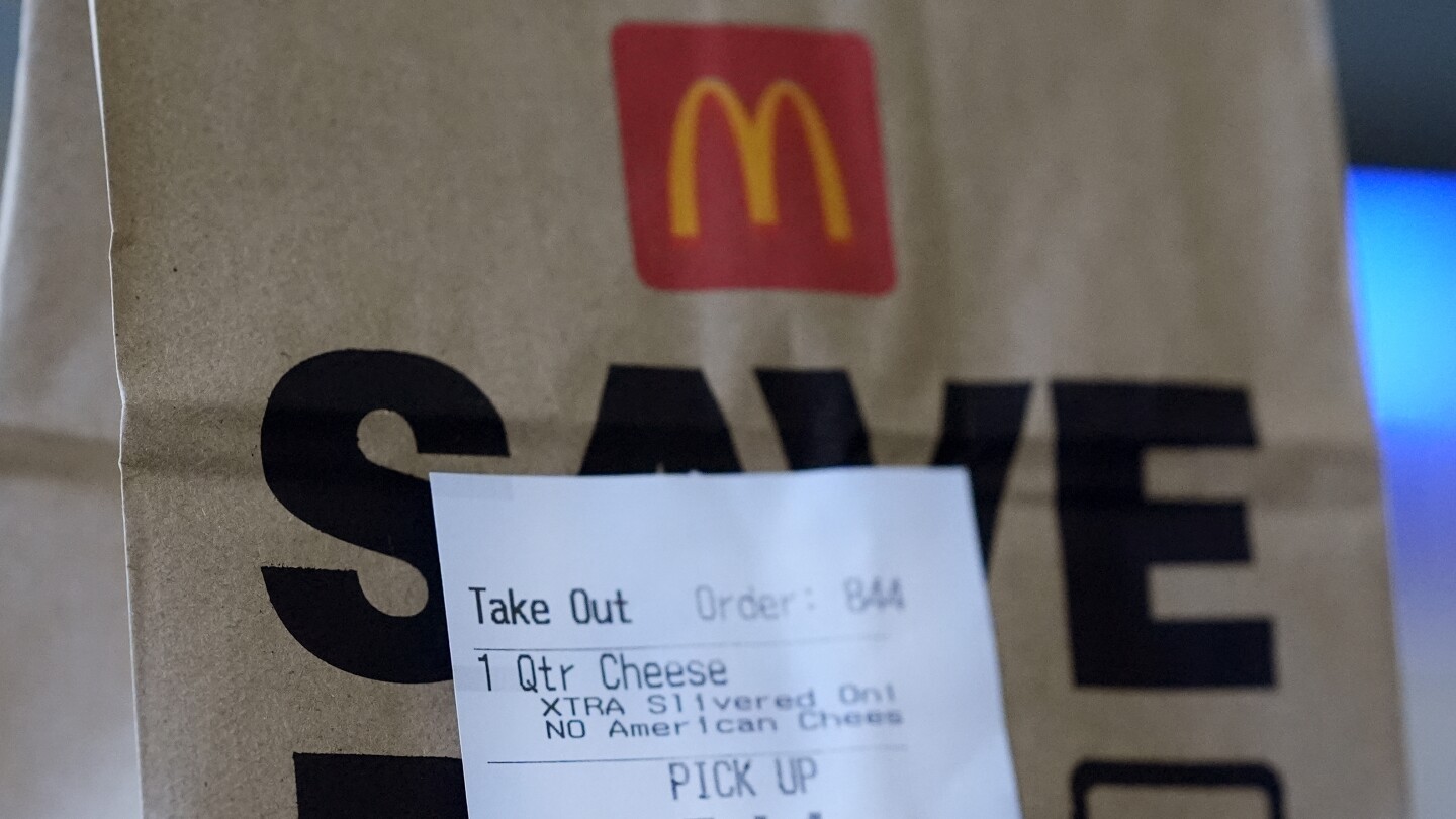 McDonald’s and Boar’s Head outbreaks could have you nervous. Professionals say the meals provide is protected