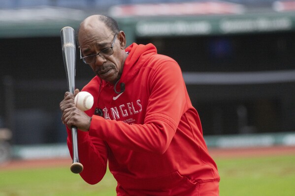 Ron Washington makes first return to Texas as an opposing manager with fond  memories | AP News