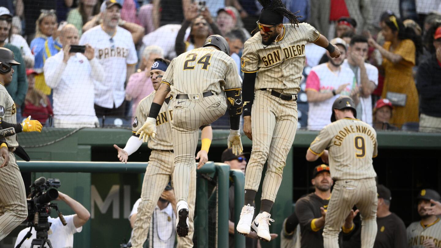 Washington Nationals 6-3 over San Diego Padres with three-run 9th in Petco  Park - Federal Baseball