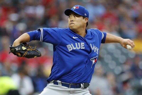 Blue Jays place OF Kiermaier on IL with arm cut, X-rays negative on Ryu  after LHP struck on knee