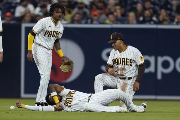 Padres' Jurickson Profar placed on concussion IL after scary collision