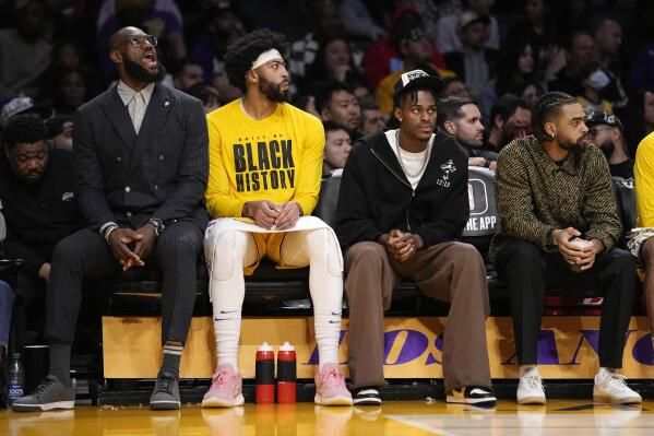 D'Angelo Russell Issues Statement to Lakers Fans After Showing Out