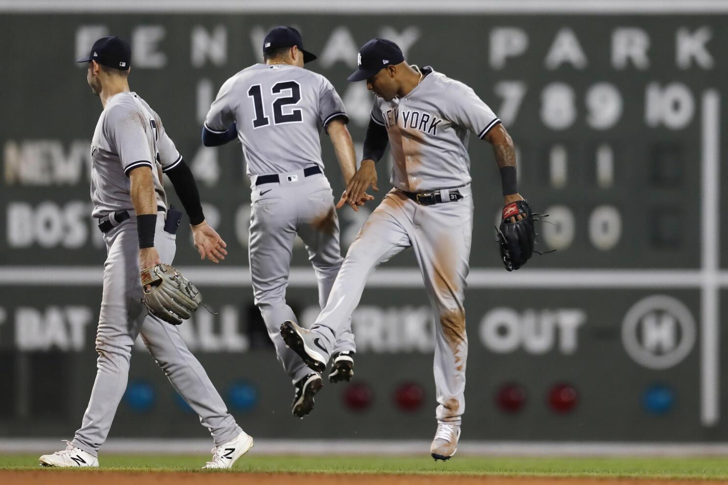 Josh Donaldson vs. Yankees: 9/11/2015, Josh Donaldson swing…