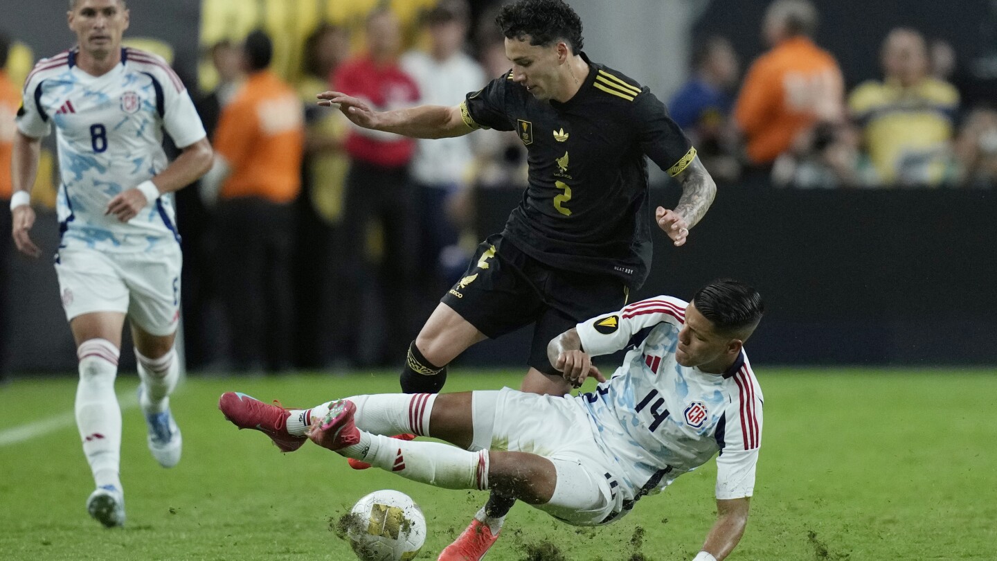 Mexico Draws Costa Rica, Wins Gold Cup Group A in Las Vegas
