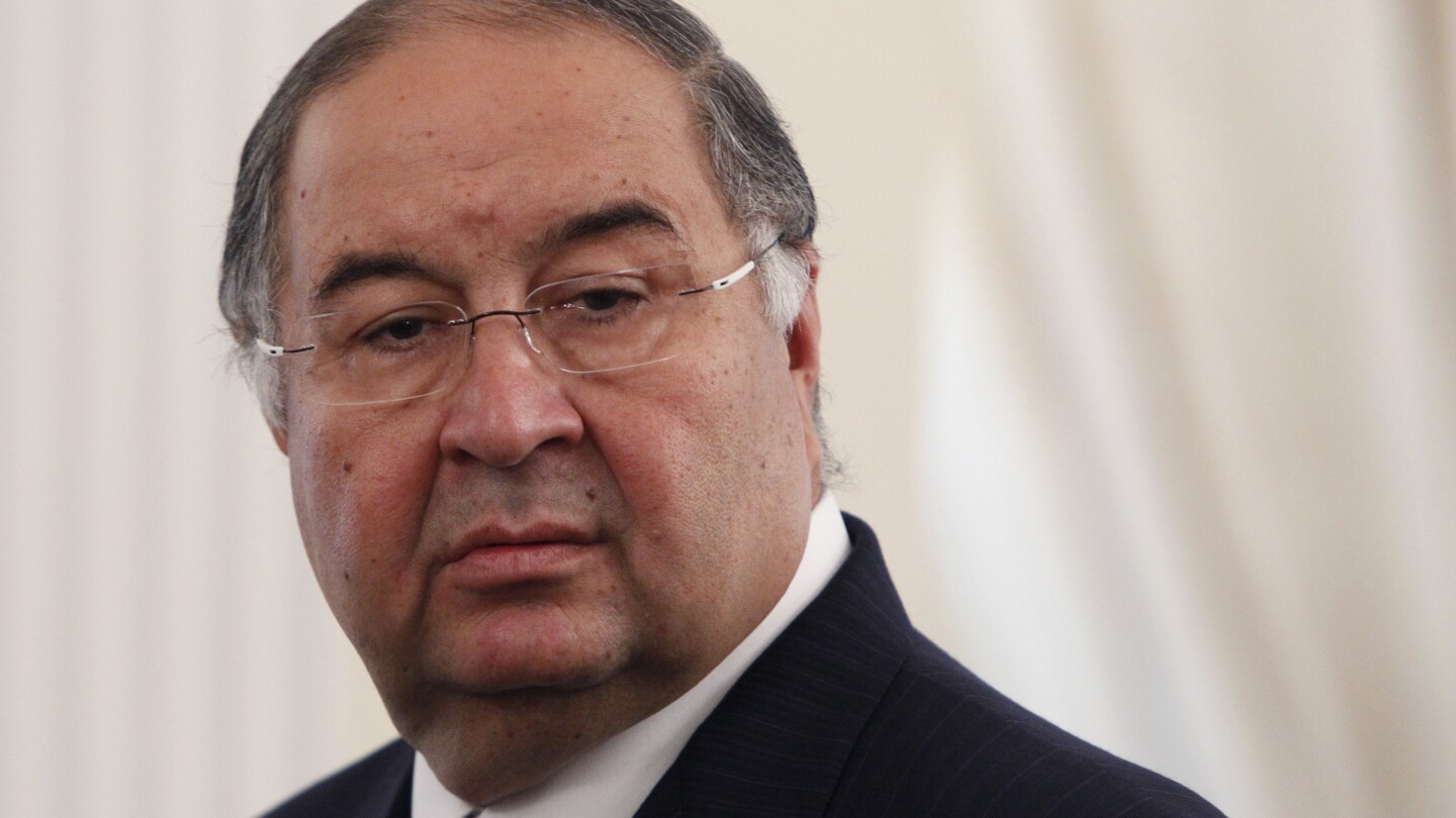 Alisher Usmanov Re-elected International Fencing President