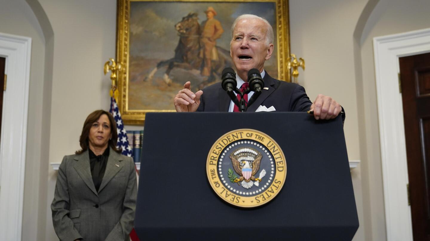 Biden toughens border, offers legal path for 30,000 a month AP News